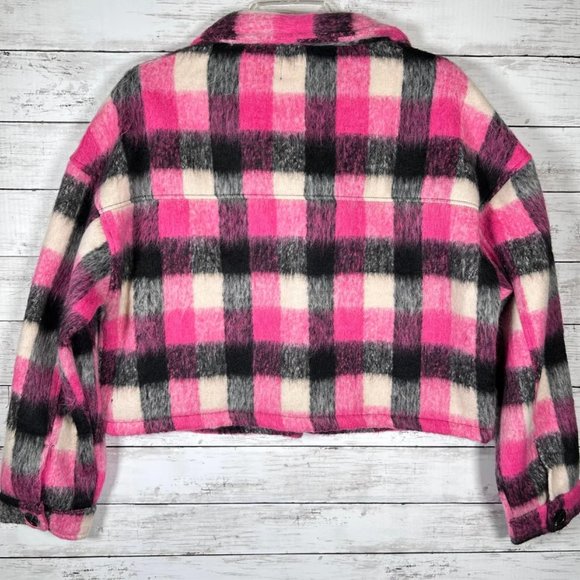 Vigoss Plaid Crop Shacket (M) - Picture 3 of 6